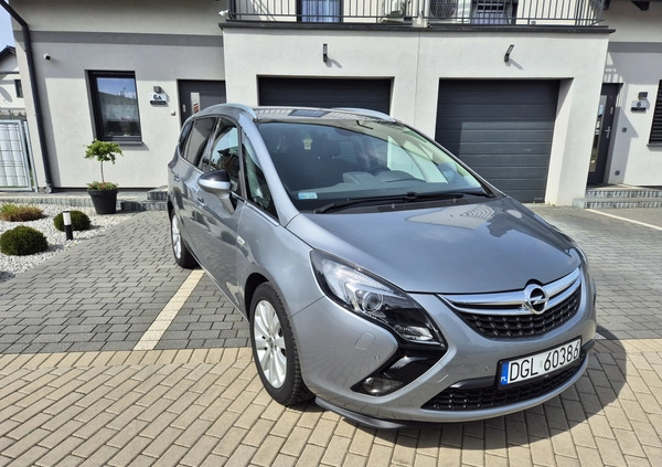 Opel Zafira cena 35500 przebieg: 166000, rok produkcji 2015 z Głogów małe 352